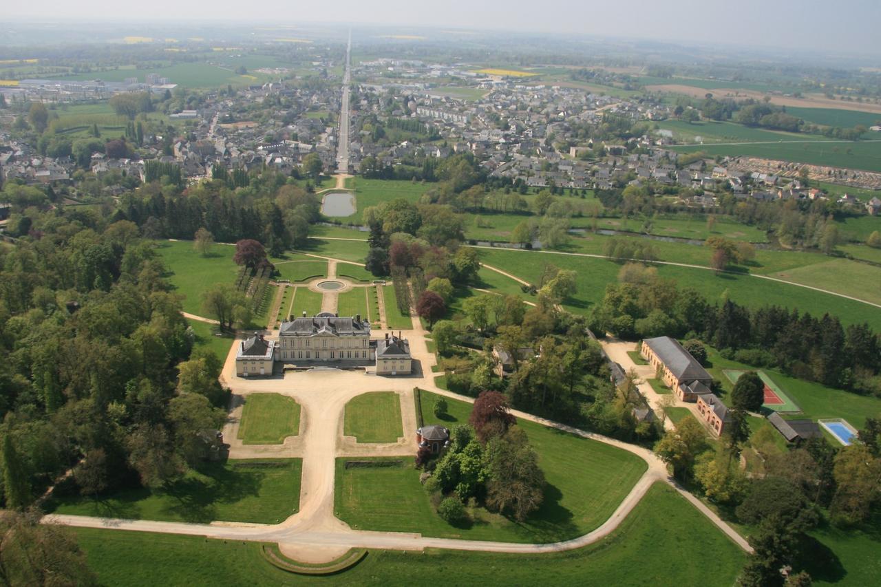 Chateau De Craon المظهر الخارجي الصورة
